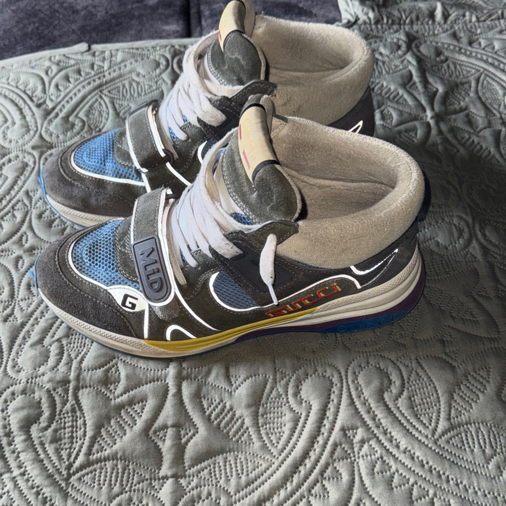 Gucci Sneakers - Picture 3 of 7